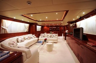 Albacore II -  Salon View 2
